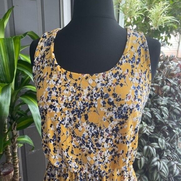 Kaileigh Dress​ - Picture 5 of 12